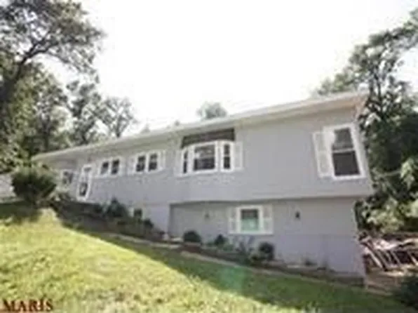 746 Forest Ave, Valley Park, MO 63088