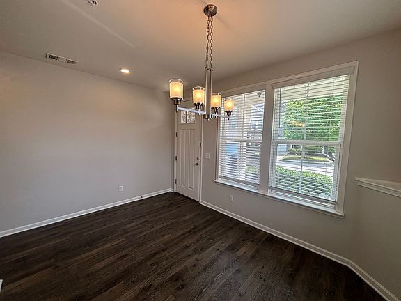5th image of 3240 Brookberry Ln