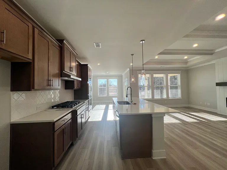 150 Rose Lake Ct — Photo 12