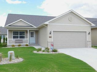 2737 Kitty Hawk Cir #2, Midland, MI 48642