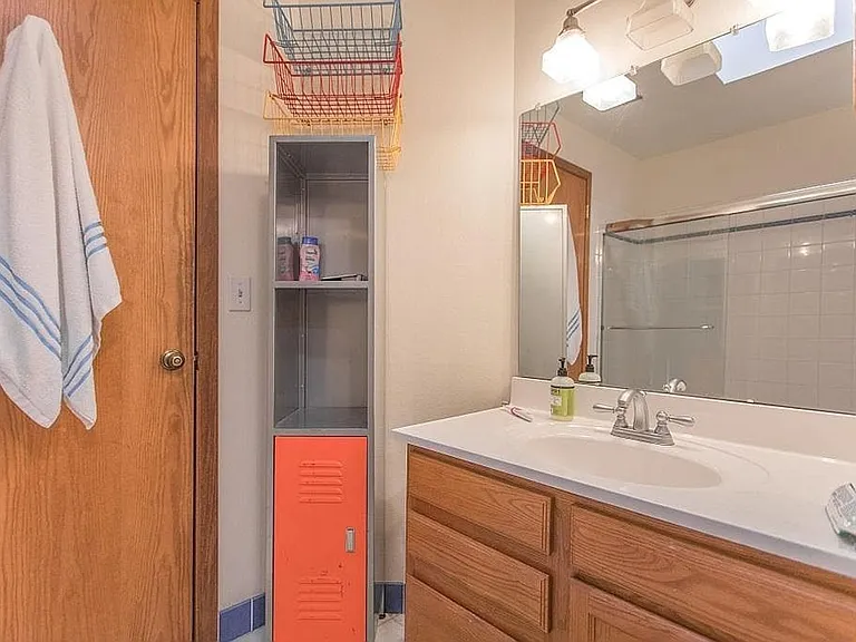 2960 Shadow Creek Dr #302 — Photo 14