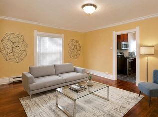 401 12th Ave E #4, Seattle, WA 98102