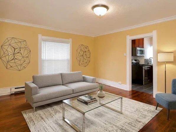 401 12th Ave E #4, Seattle, WA 98102