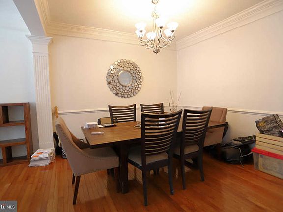 3rd image of 8406 Chaucer House Ct
