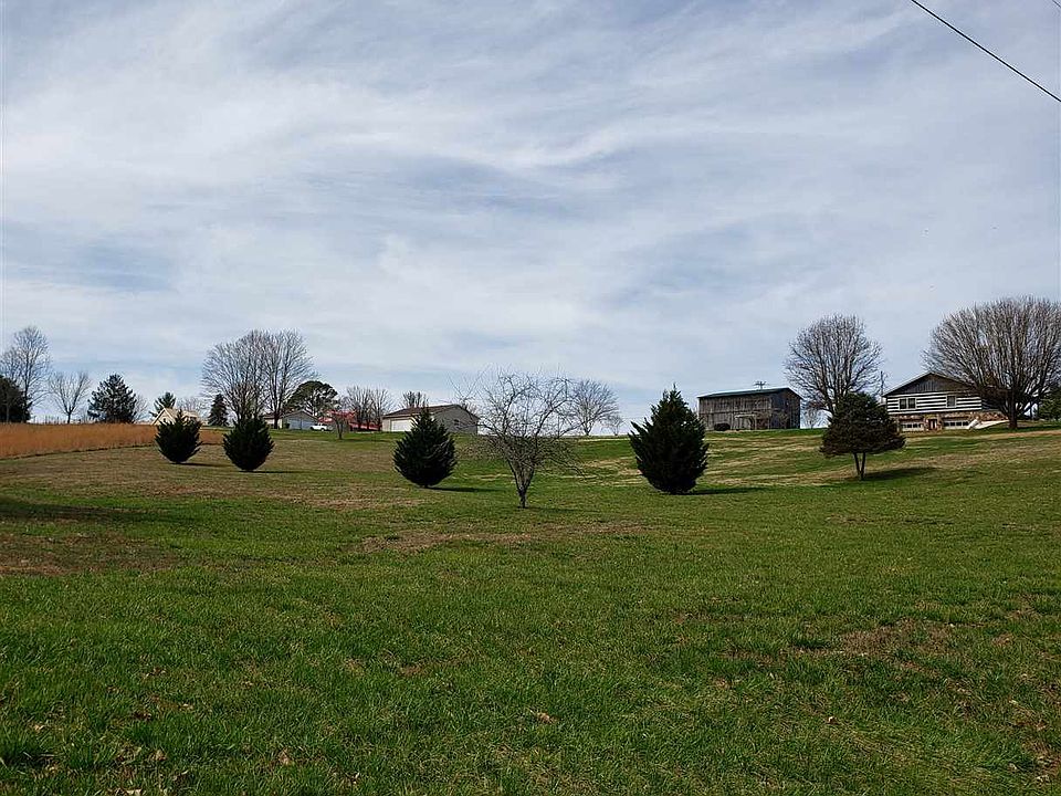 2nd image of 7441 Travis Rd