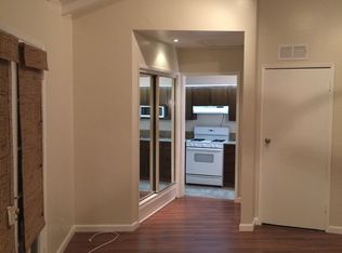 221 Del Mar Ave APT A, Costa Mesa, CA 92627