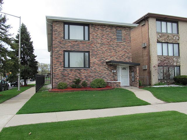 1st image of 1701 Memorial Dr