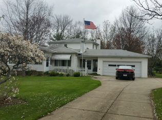 8025 McCreary Rd, Broadview Heights, OH 44147