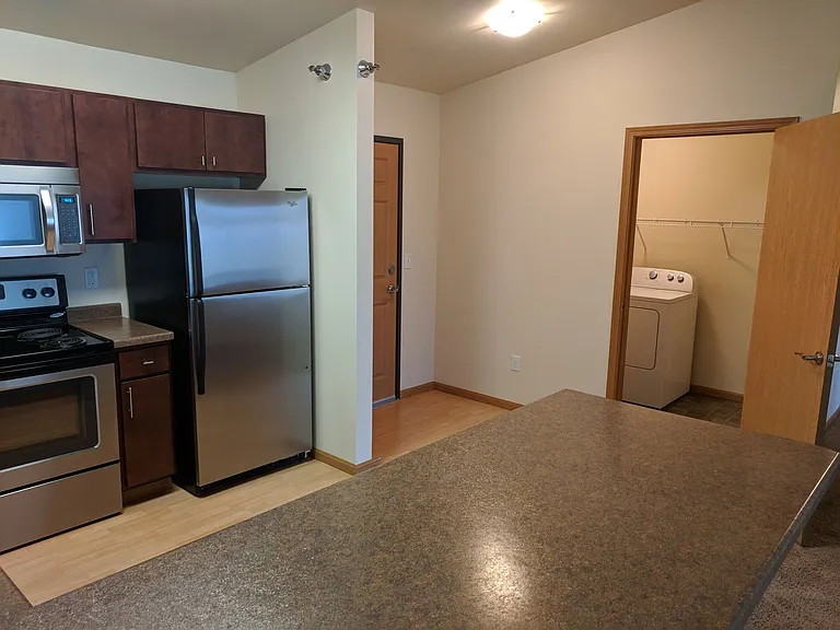 West Lake III Apartments — Photo 113