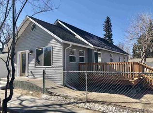 1912 Duff Ave, Cheyenne, WY 82001