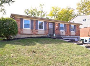 1073 Meadowind Ct, Cincinnati, OH 45231