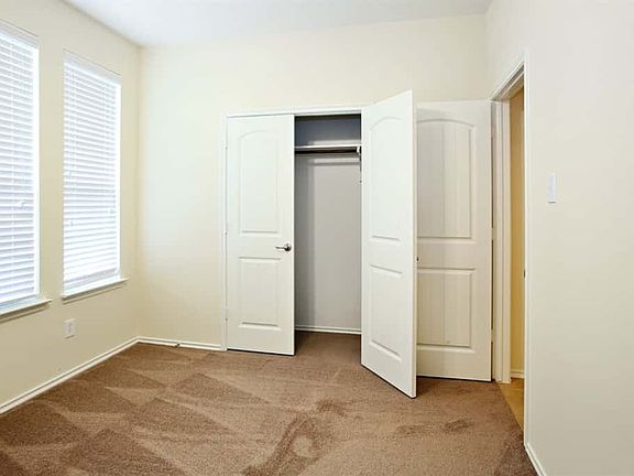 4th image of 12624 Joplin Dr