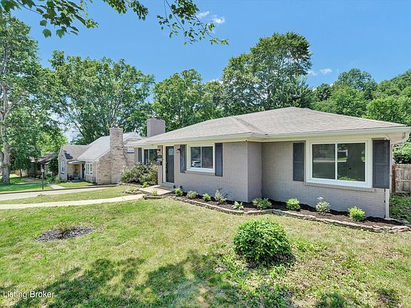 3rd image of 927 Southview Rd