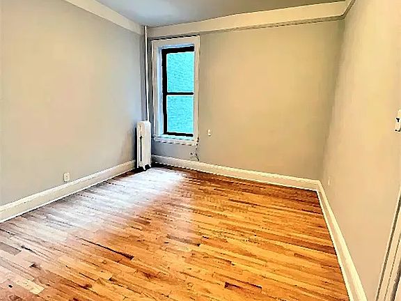 5th image of 30-90 33rd St #2