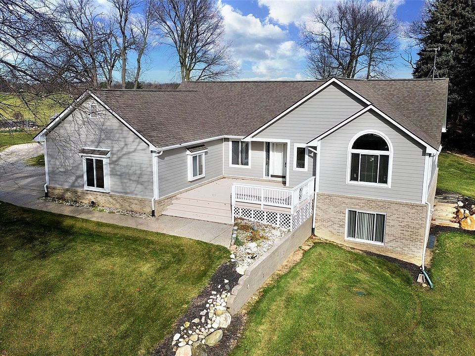 1st image of 2595 Clinton Hills Rd