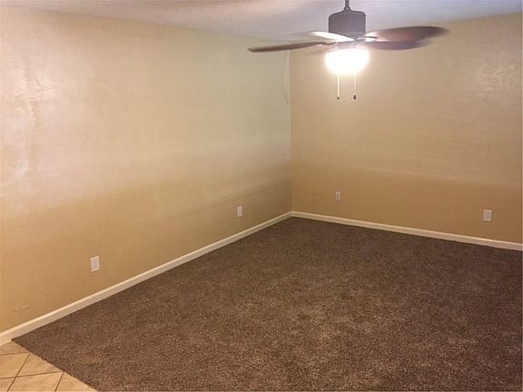 4th image of 1909 Sherrye Dr