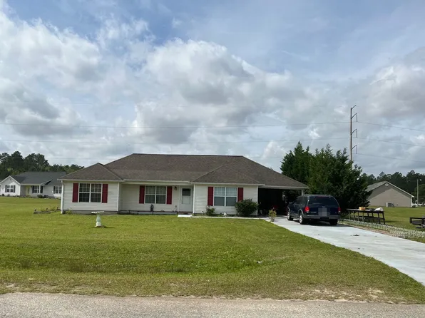114 Sweetbrier Ln, Ocilla, GA 31774