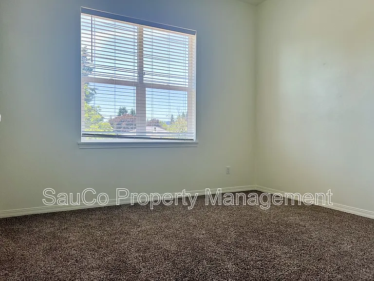33763 E Columbia Ave #16 — Photo 9