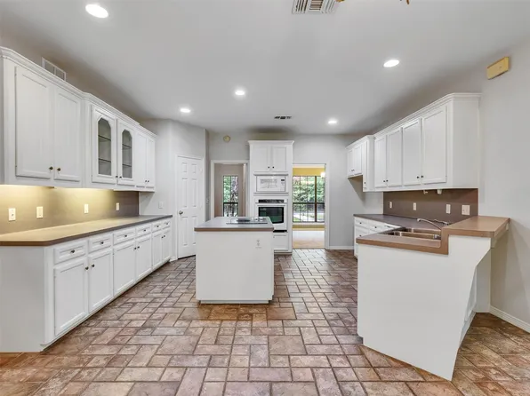 195 Coral Gables, Trinity, TX 75862