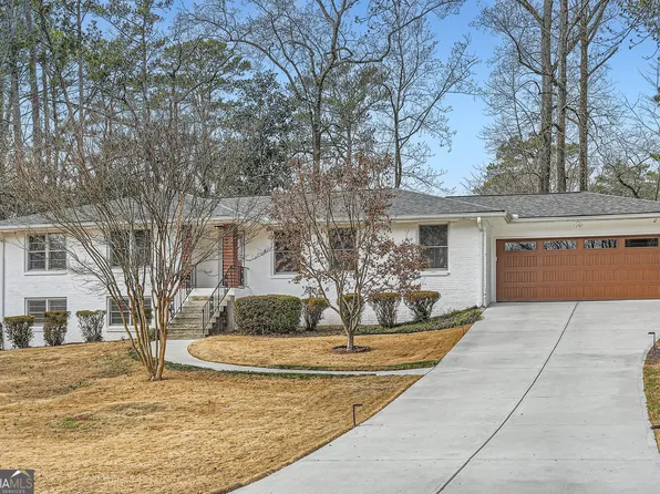 2334 Echo Hills Cir, Atlanta, GA 30345