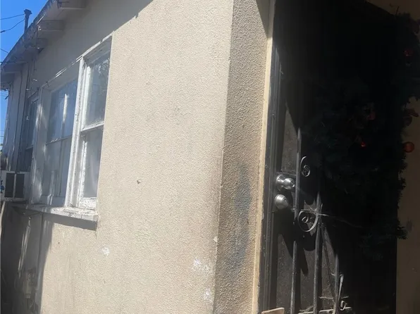 6114 Gifford Ave, Huntington Park, CA 90255