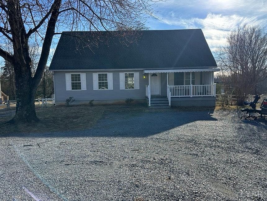 1st image of 1229 Wood Rd