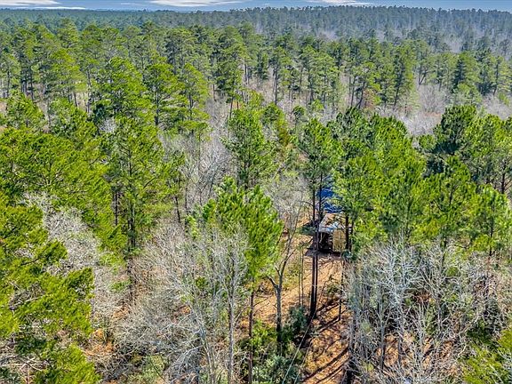 2nd image of 283 Carr Rd