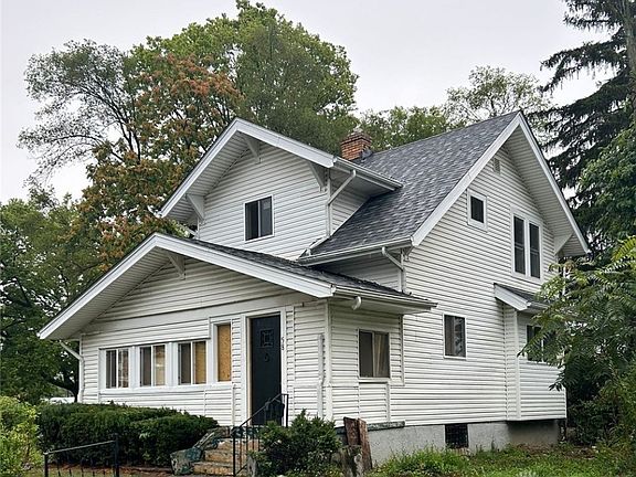 5th image of 58 S Ardmore Ave