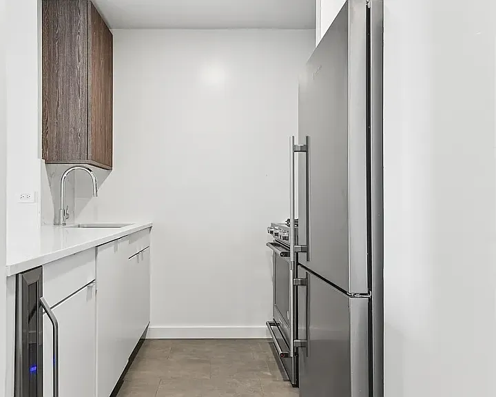 520 W 43rd St #33FF — Photo 4