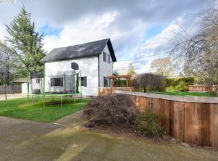 703 Dayton Ave, Newberg, OR 97132