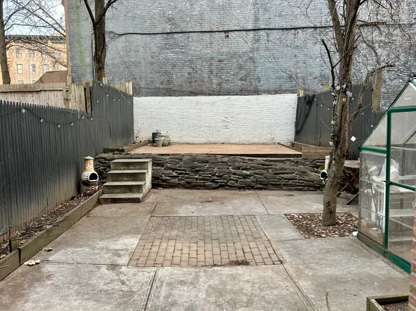 5 South Oxford Street image 1 of 8