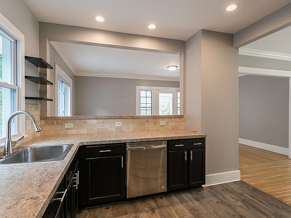 3rd image of 26-28 Palisade Park