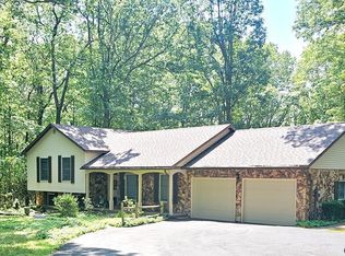 1034 Rocky Rd, Johnstown, PA 15905