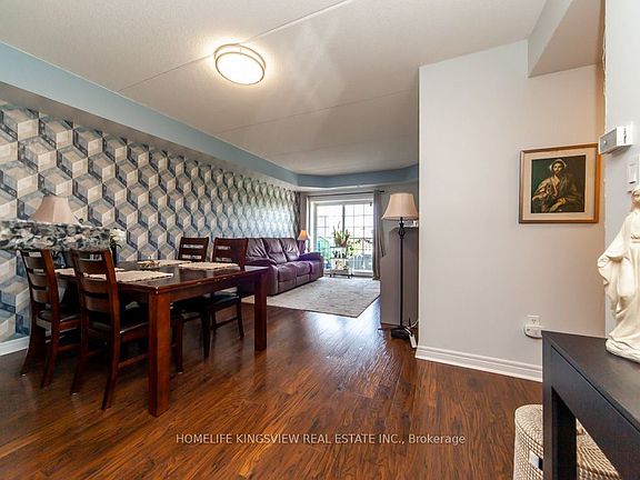 4th image of 7428 Markham Rd #301