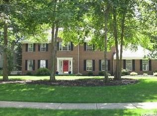 309 Long Pointe Dr, Avon Lake, OH 44012
