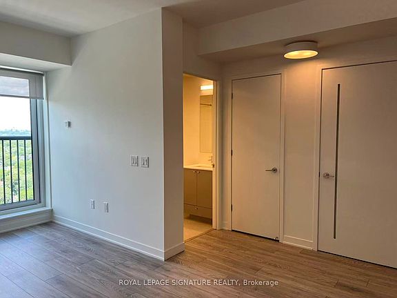5th image of 10 Oak St #2209