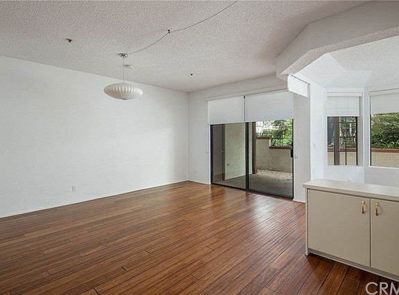 5th image of 2571 Plaza Del Amo Unit 111