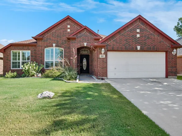 3805 Sevenoaks Dr, Fort Worth, TX 76244