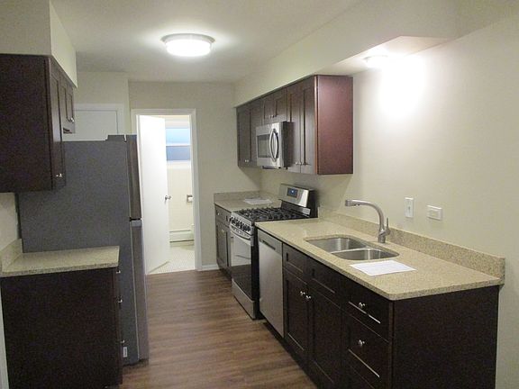 3rd image of 120 S Grove Ave APT 7