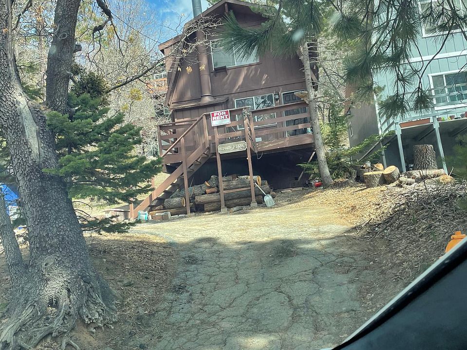 1st image of 2401 Fir Dr