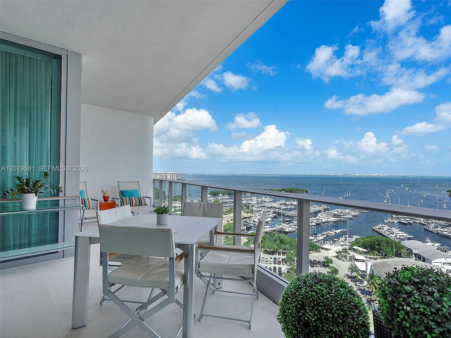 2 bed, 2.5 bath, 1756 sqft, $14,000 — Photo 1