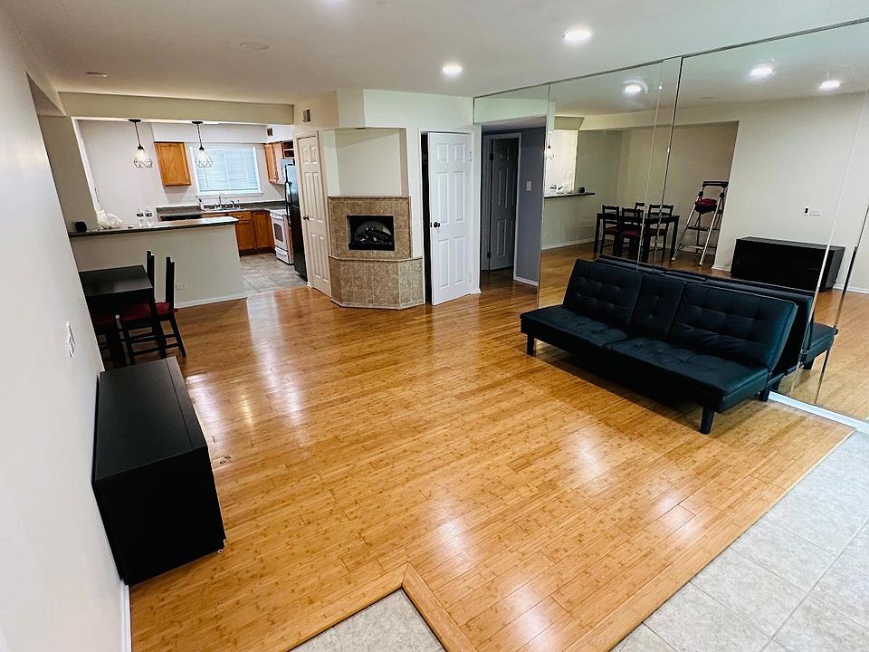 1st image of 9471 Bay Colony Dr #E