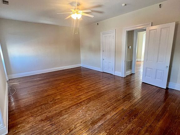 2nd image of 200 W Franklin St APT 2