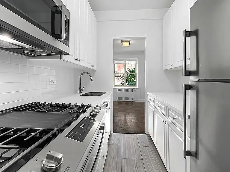 40 Park Ave #6H — Photo 7