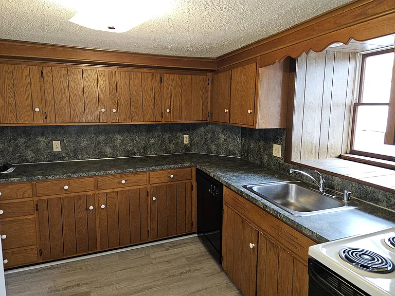 321 W Main St #5 — Photo 7