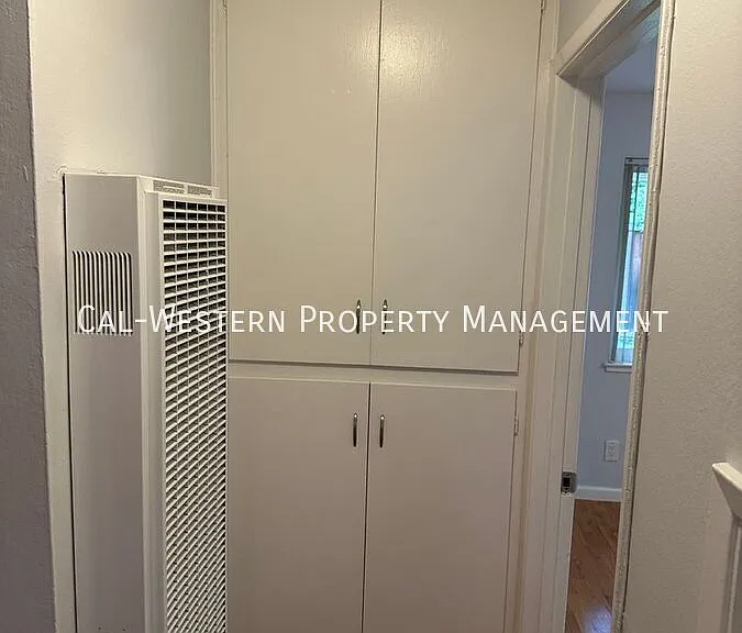 250 Palo Alto Ave #1 — Photo 23