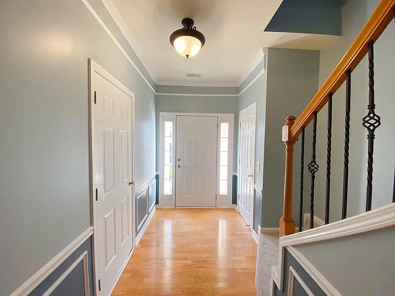 7006 Valerie Anne Dr — Photo 3