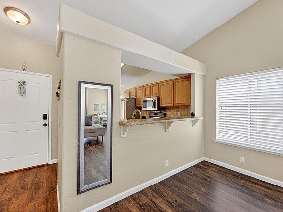 4th image of 651 Monte Carlo Dr