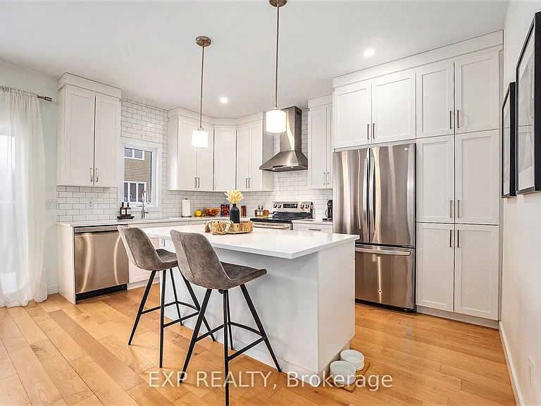 12 Livya St — Photo 9