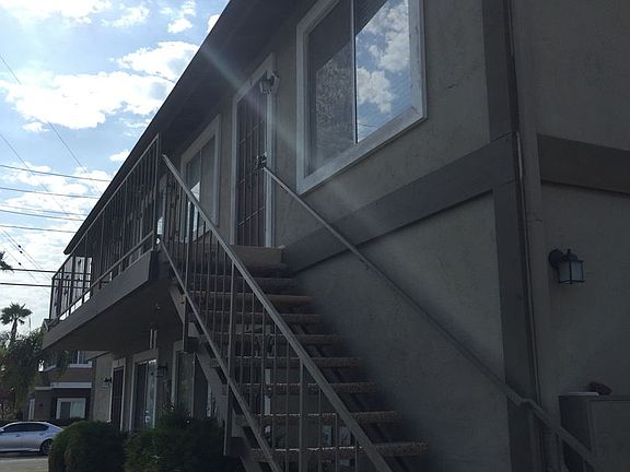 2nd image of 1021 Alabama St APT D